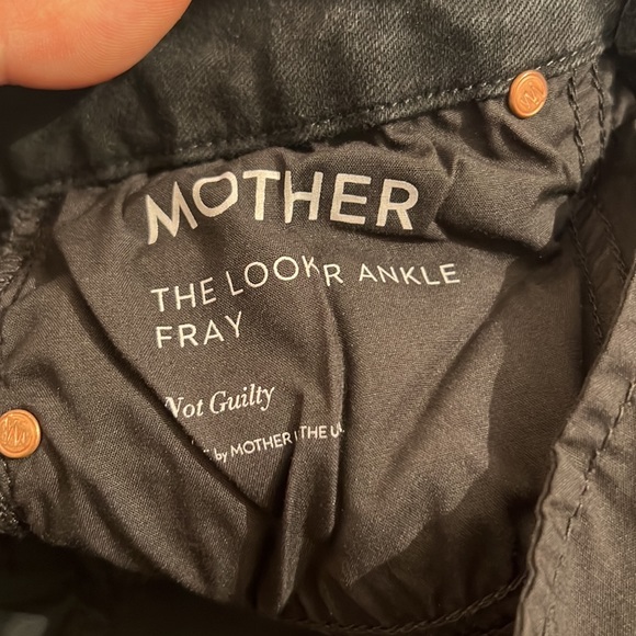 MOTHER Denim The Looker Ankle Fray in Not Guilty, size 28 - Picture 8 of 14